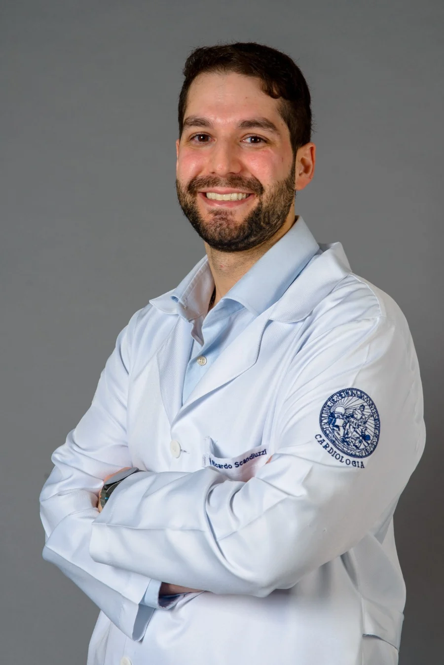 Dr. José Ricardo Scandiuzzi de jaleco